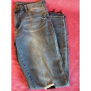 ✨SOLD✨ Articles of Society Jeans